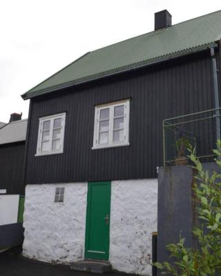 Cosy house in the heart of Tórshavn (Á Reyni)