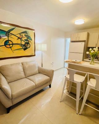 Compact Haven with Private Entrance and FREE Parking and Laundry