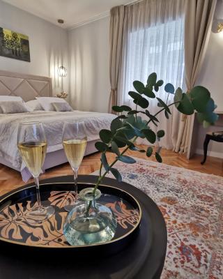 Merla Art & Luxury Rooms