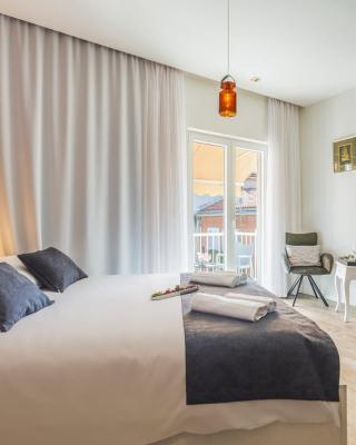 Central rooms in Old Town by Belmont Realty