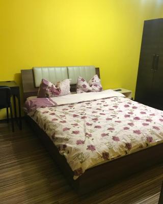 Cozy Park Studio in city center, Campina