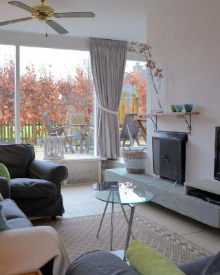 Cosy Holiday Home in Noordwijkerhout near Lake