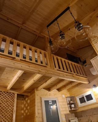 Vida Bhermon 1, one wood Cabin