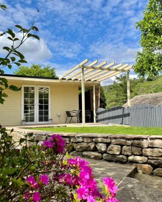 Apple tree hut, in a private garden