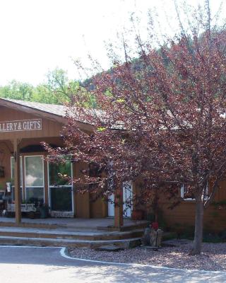 River Falls Lodging -Black Hills, South Dakota