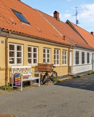 Hyggeligt gammelt fiskerhus i Marstal