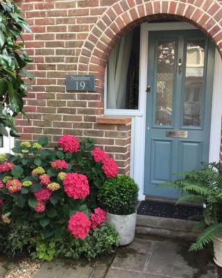 NUMBER 19 Chichester B&B