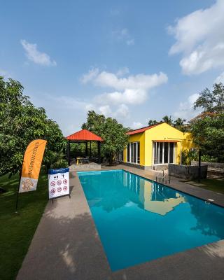 SaffronStays Casa Manga, Karjat - pet-friendly pool villa near ND's Film World and Saltt