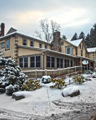 Woodfield Manor - A Sundance Vacations Property