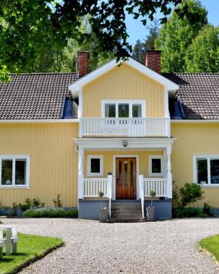 Eden's Garden Cottages