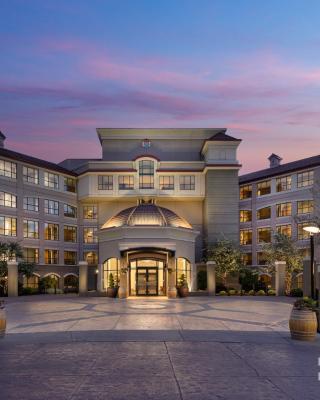 The Royal Kelowna - Bellstar Hotels & Resorts