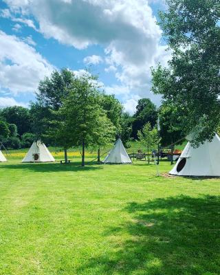 Les Tipis du Bonheur de Vivre