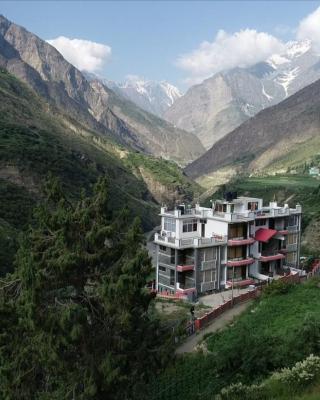Hotel Blue Pine