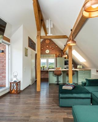 Pine Cone Loft on Baden-Baden's Panorama Trail