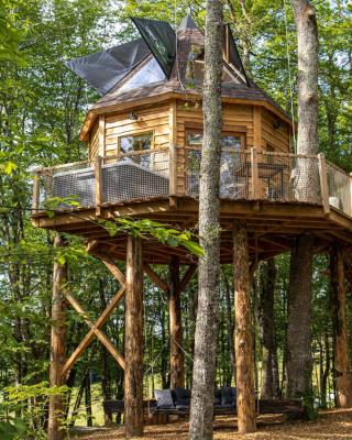 Cabanes dans les arbres avec spa Lot et Dordogne