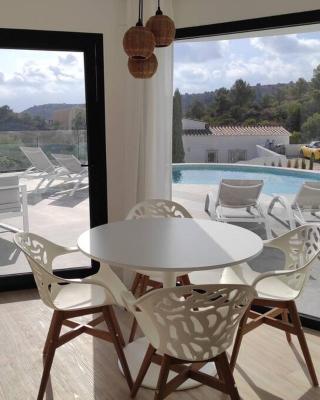 Precioso apartamento en una villa con piscina en Cumbre del Sol Moraira Benitachell