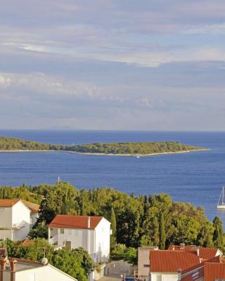 Anna in Hvar * Mittel-Dalmatien