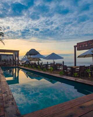 Hotel Nude Zipolite & beach club