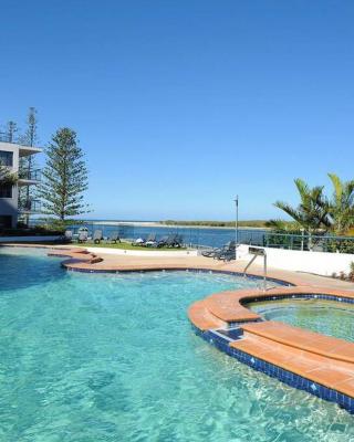 Prime Position – Dream Holiday Unit in Caloundra!!