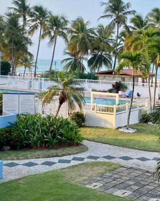 Hobie Oceanfront apartment at Isla Verde