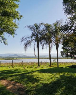 Drakensberg Bush Lodge and Backpackers