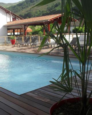 Logis Hôtel Andreinia & Cabanes