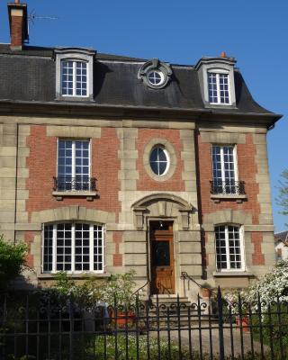 L'Hôtel Particulier - Paris Asnières