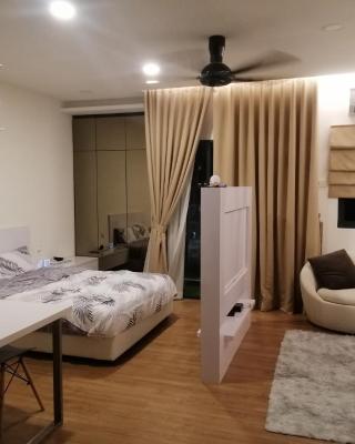 Eroz Homestay：Simfoni Tower near Mines C180 Cheras