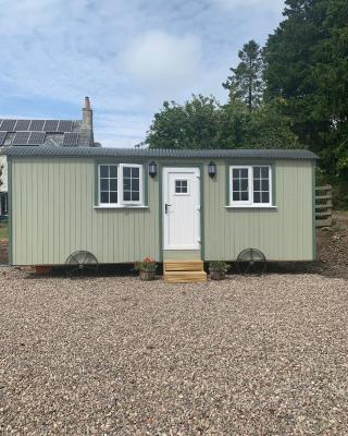 Remarkable Shepherds Hut in a Beautiful Location