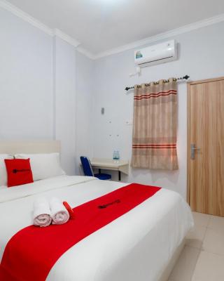 RedDoorz near Pantai Barat Pangandaran 2