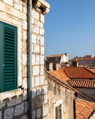 Apartment & Rooms Palmotta