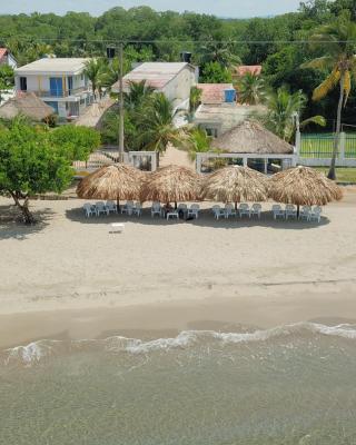 Hotel Cabaña Playa DanRay