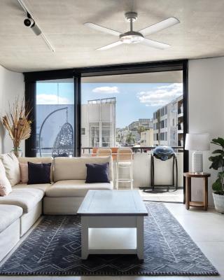 Premium Bondi Beach 2 Bedroom with Beach view and parking