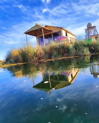 Uros Quechua`s Lodge Titicaca