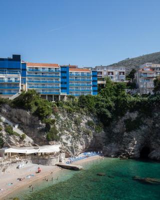 Apartment & Rooms Primi with FREE PARKING