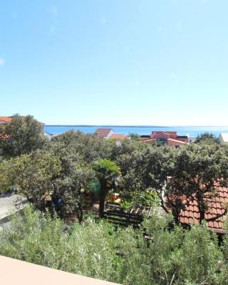 Apartments Karas on the island of Pag