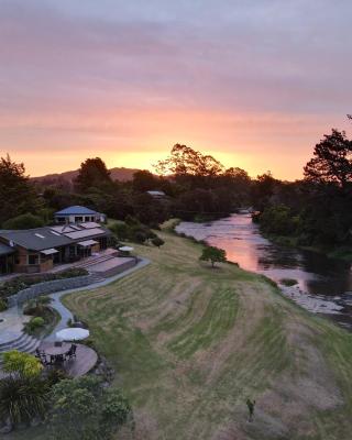 Te Awa Lodge