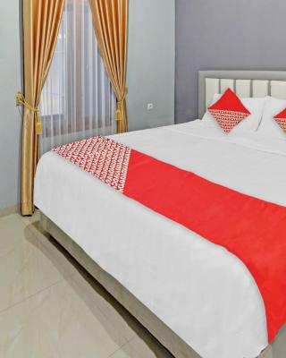 Super OYO 90767 Gm Guest House