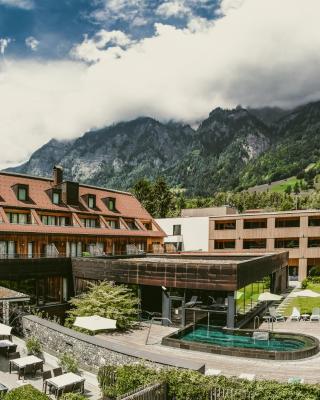 巴拉兹阿尔卑斯山特拉布Spa高尔夫酒店