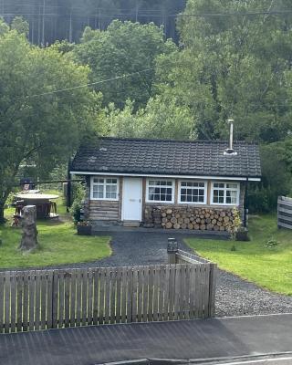 Pine Cabin, Strathyre. A cosy escape from it all.