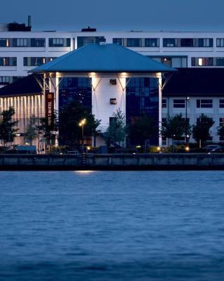 Pier 5 Hotel