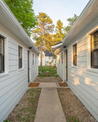 Spearfish Cottages