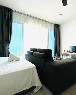 ECOZY SUITE 3 - Trefoil Setia Alam Near Setia City Mall & Setia Convention Centre