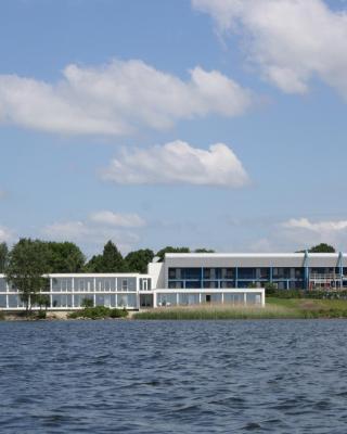 森夫滕贝格湖海滩酒店