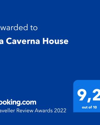 La Caverna House