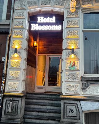 Blossoms City Hotel