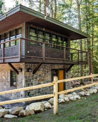 Trekker, Treehouses cabins and lodge rooms