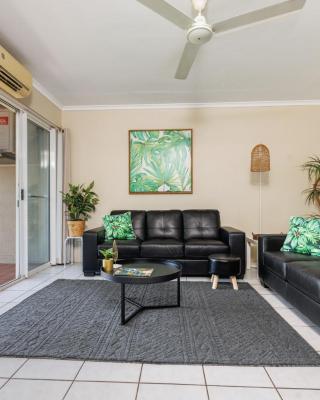 Charming CBD Apt 3bd 2bth - walk to Waterfront