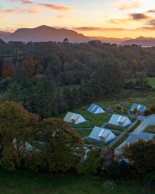 Killarney Glamping at the Grove, Suites and Lodges