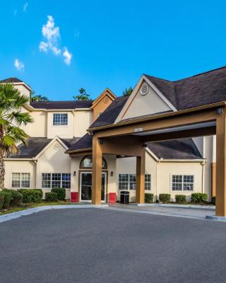 Red Roof Inn PLUS+ & Suites Savannah – I-95